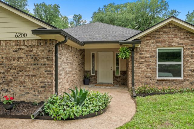 6200 Avon Drive, Waco, TX 76708