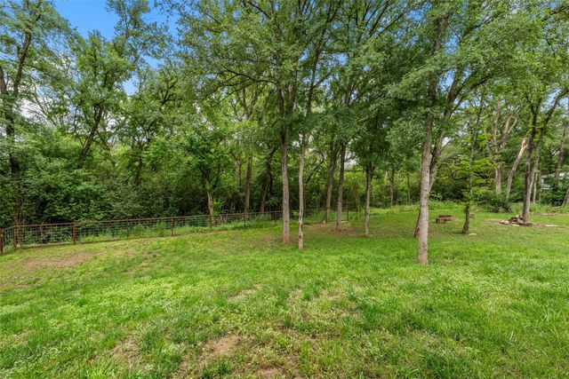 6200 Avon Drive, Waco, TX 76708
