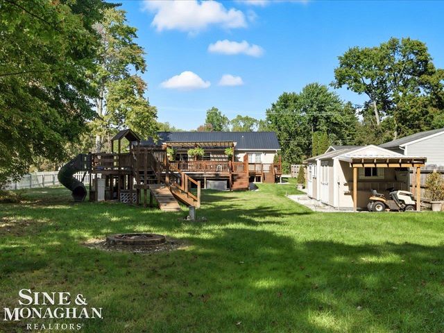 6065 Lapeer Road, Kimball, MI 48074