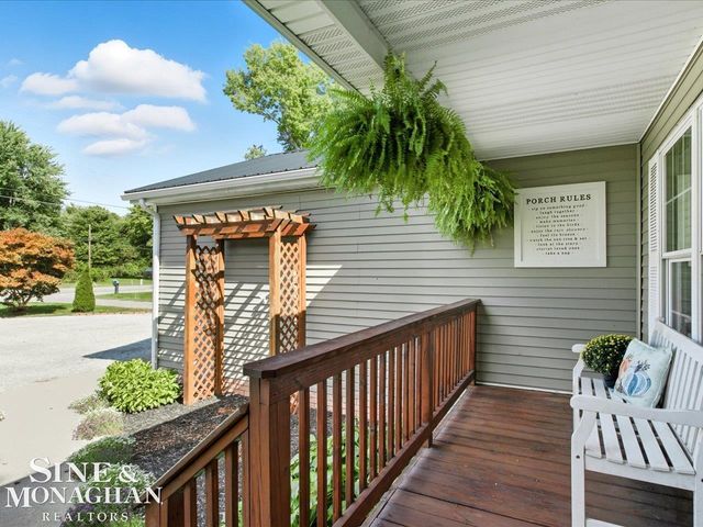 6065 Lapeer Road, Kimball, MI 48074