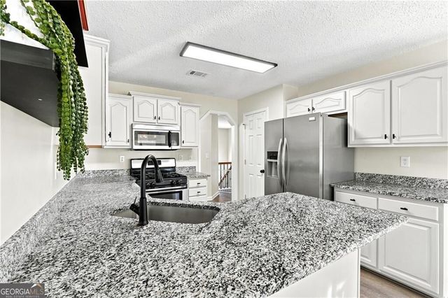 39 Dunleith Drive, Dallas, GA 30132