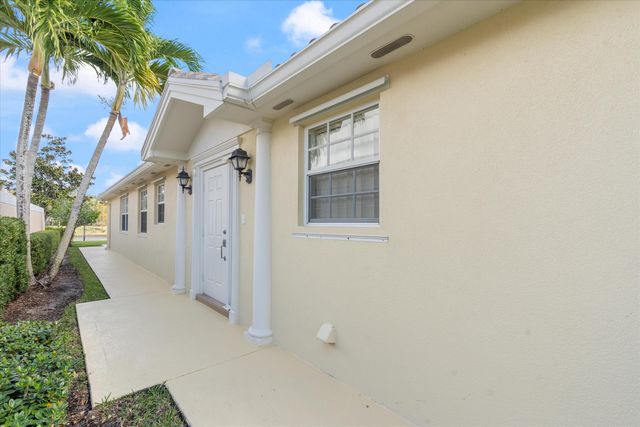 8255 Quito Place, Wellington, FL 33414