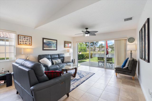 8255 Quito Place, Wellington, FL 33414