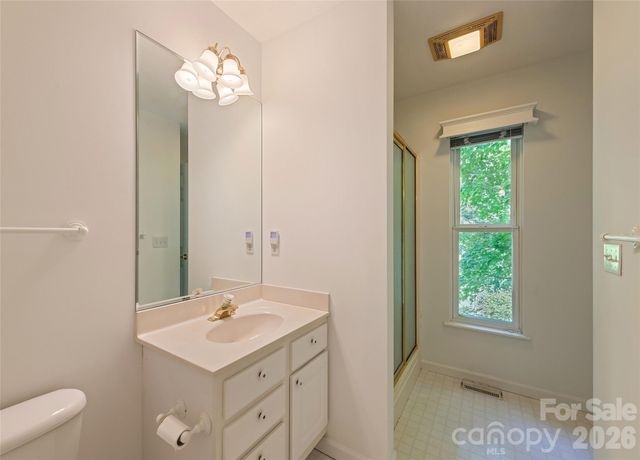 21 Winterview Trail, Hendersonville, NC 28739