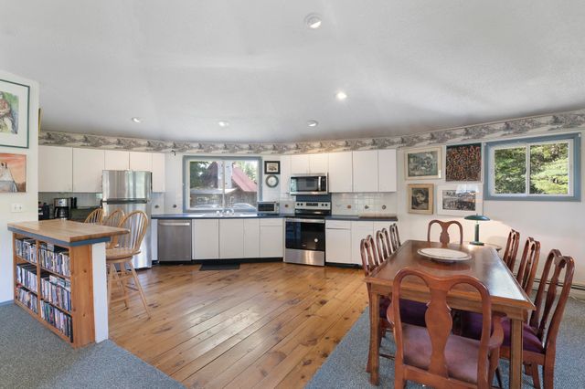 1192 Chapel Hill Road, Whitingham, VT 05361