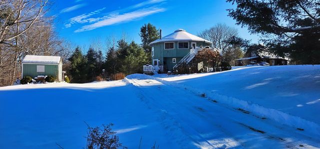 1192 Chapel Hill Road, Whitingham, VT 05361