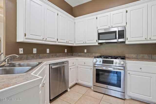 1013 Brashears Point, Ridgeland, MS 39157