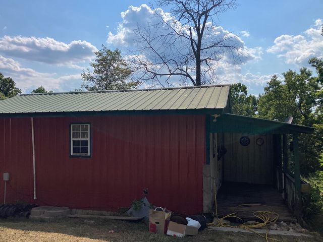 3801 Young Road, Salem, AR 72576