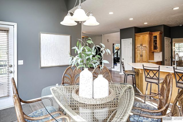17229 Seward Street, Omaha, NE 68118