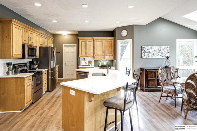 17229 Seward Street, Omaha, NE 68118