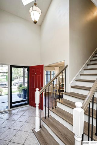 17229 Seward Street, Omaha, NE 68118
