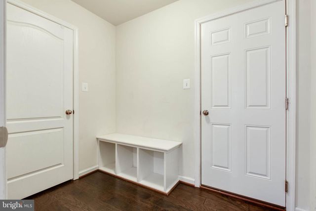 7048 FOXTON WAY, Hanover, MD 21076