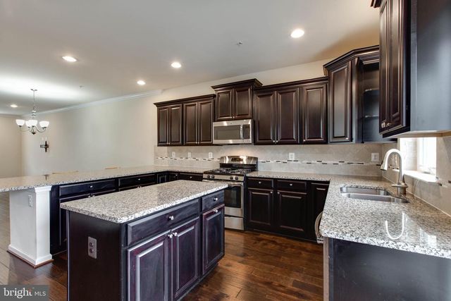 7048 FOXTON WAY, Hanover, MD 21076