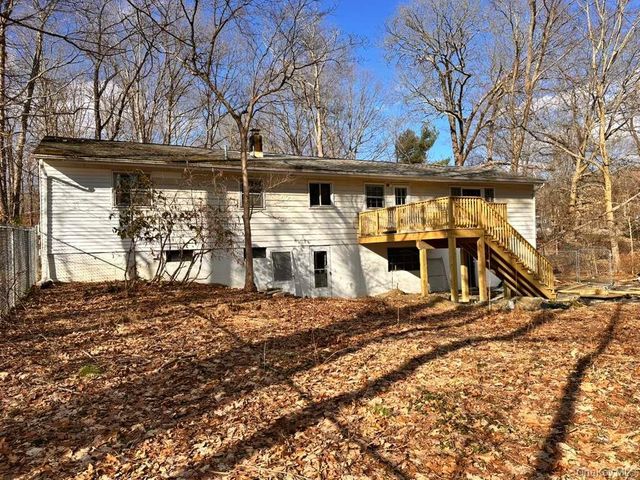 179 Roosevelt Road, Hyde Park, NY 12538