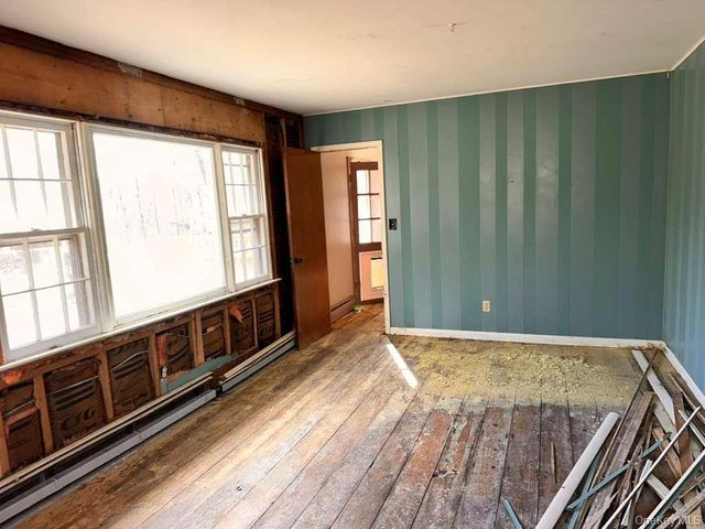 179 Roosevelt Road, Hyde Park, NY 12538