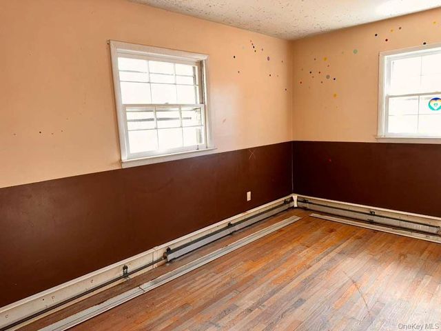 179 Roosevelt Road, Hyde Park, NY 12538