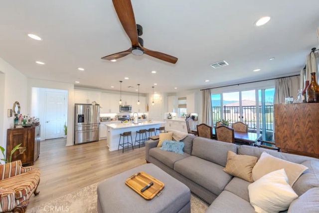 24123 E Beacon Court, Corona, CA 92883