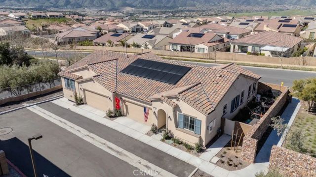 24123 E Beacon Court, Corona, CA 92883