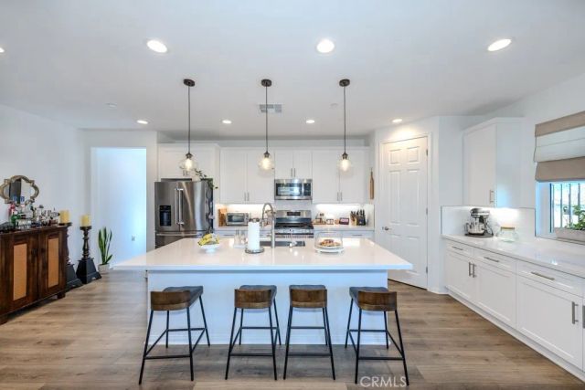 24123 E Beacon Court, Corona, CA 92883