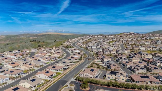 24123 E Beacon Court, Corona, CA 92883