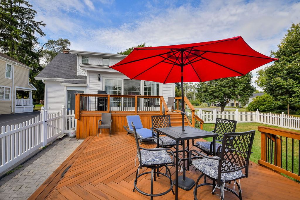 701 N Kenilworth Avenue, Glen Ellyn, IL 60137 — photo 3