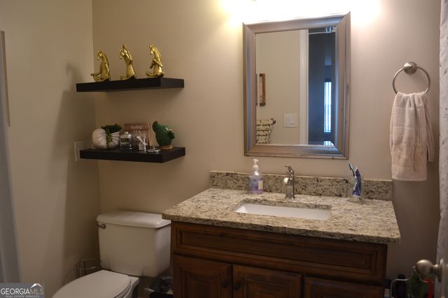 404 Ridgefield Drive, Peachtree City, GA 30269