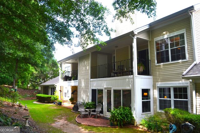 404 Ridgefield Drive, Peachtree City, GA 30269