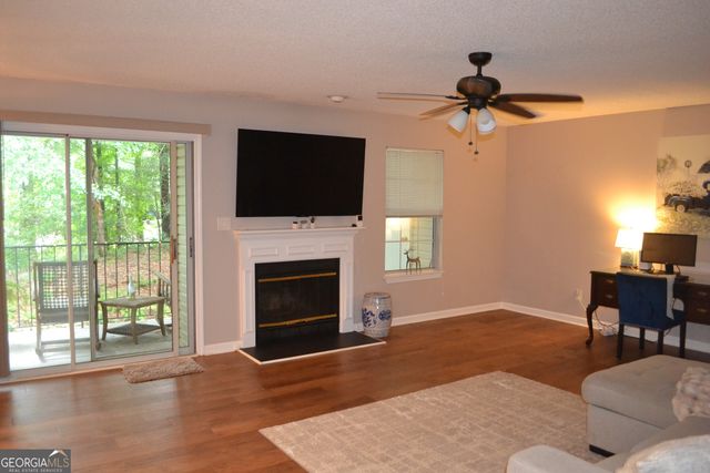 404 Ridgefield Drive, Peachtree City, GA 30269