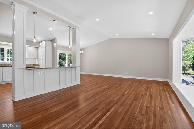 8815 BEAUCHAMP DR, Alexandria, VA 22309