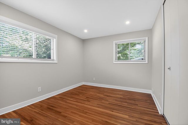 8815 BEAUCHAMP DR, Alexandria, VA 22309