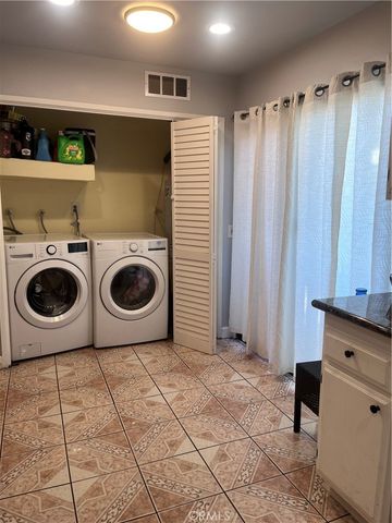 13540 Hubbard St Unit 10, Sylmar, CA 91342