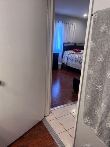13540 Hubbard St Unit 10, Sylmar, CA 91342