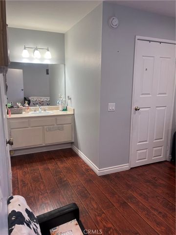 13540 Hubbard St Unit 10, Sylmar, CA 91342