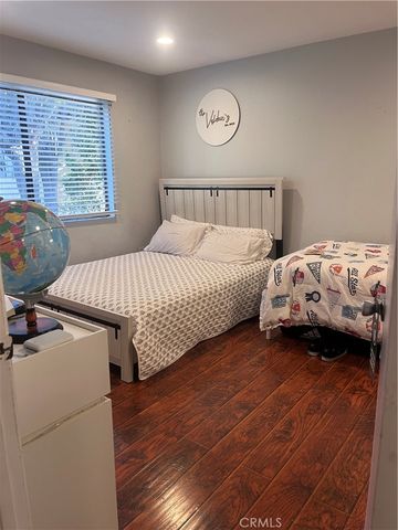 13540 Hubbard St Unit 10, Sylmar, CA 91342