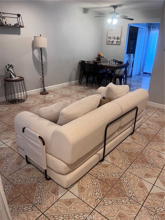 13540 Hubbard St Unit 10, Sylmar, CA 91342 — photo 4
