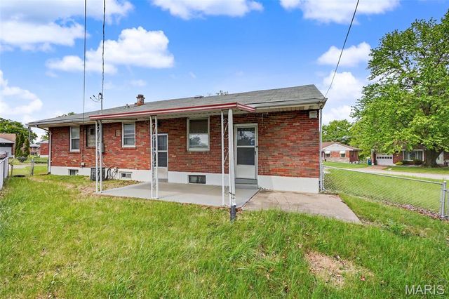 9448 Ardmore Drive, Bellefontaine Nghbrs, MO 63137