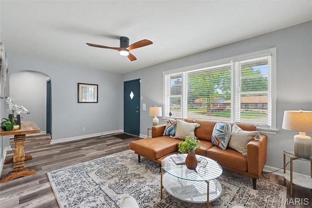 9448 Ardmore Drive, Bellefontaine Nghbrs, MO 63137