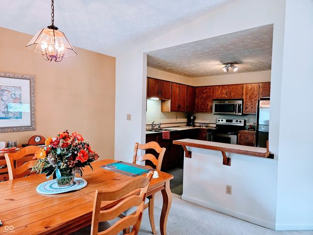 9577 Bay Vista West Drive, Indianapolis, IN 46250