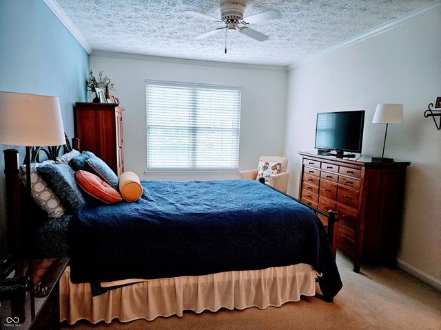 9577 Bay Vista West Drive, Indianapolis, IN 46250