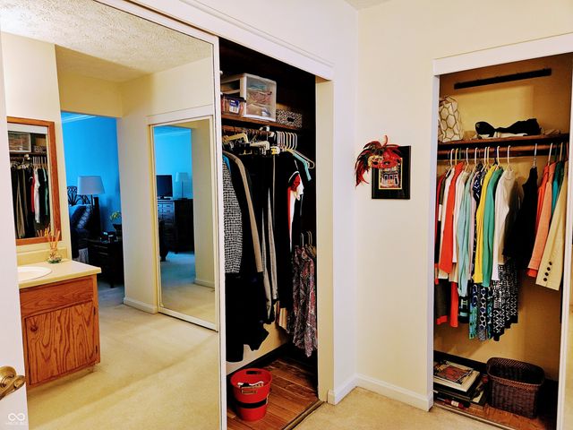 9577 Bay Vista West Drive, Indianapolis, IN 46250