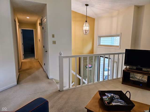 9577 Bay Vista West Drive, Indianapolis, IN 46250