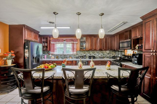 17410 Wellborne Road, Pearland, TX 77584