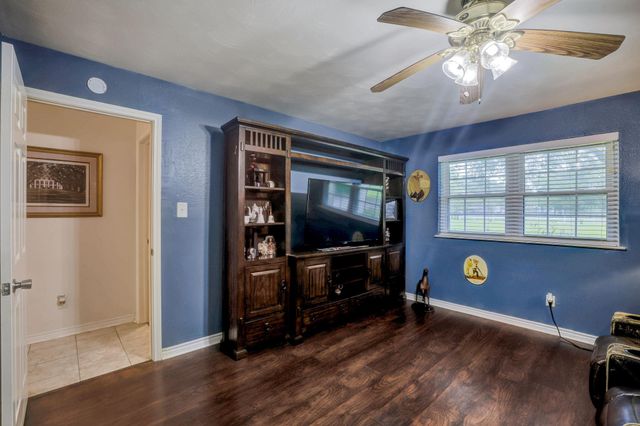 17410 Wellborne Road, Pearland, TX 77584