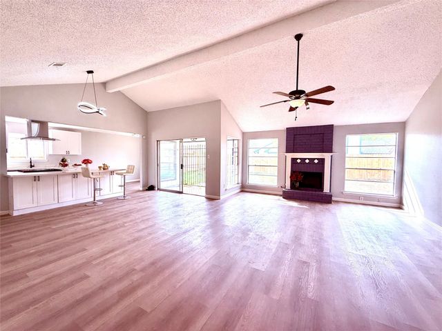 12071 Plumbrook Drive, Houston, TX 77099