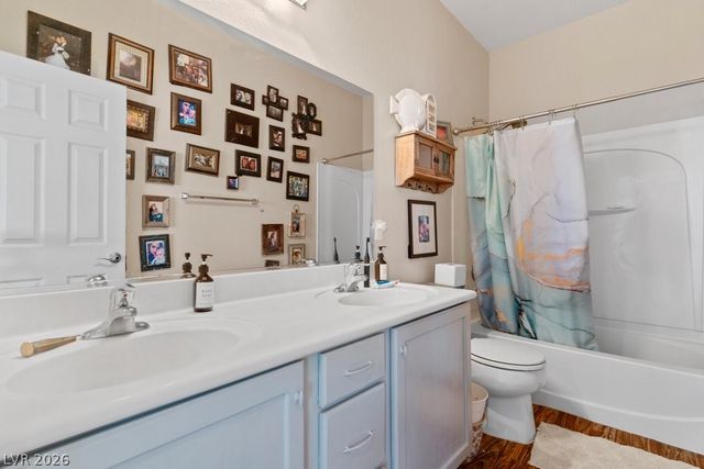 6620 Macdoogle Street, Las Vegas, NV 89166