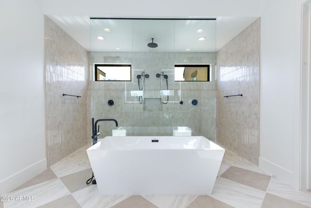 4041 E MOUNTAIN VIEW Road, Phoenix, AZ 85028