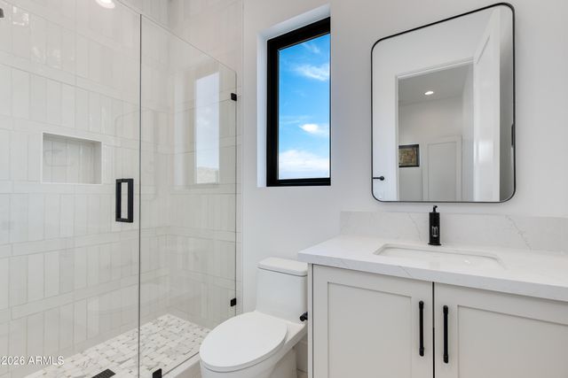 4041 E MOUNTAIN VIEW Road, Phoenix, AZ 85028