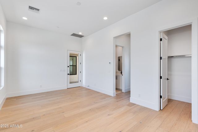 4041 E MOUNTAIN VIEW Road, Phoenix, AZ 85028