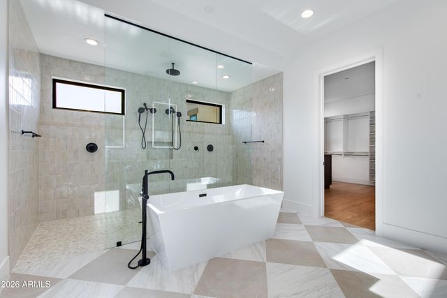 4041 E MOUNTAIN VIEW Road, Phoenix, AZ 85028