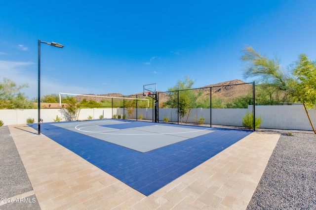 4041 E MOUNTAIN VIEW Road, Phoenix, AZ 85028